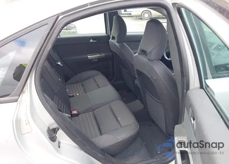 2010 Volvo S40 2.4I from USA, damaged, VIN YV1390MS8A2486460